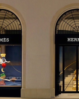 ECAL · Hermès 橱窗展示设计丨瑞士苏黎世丨Charitini Gkritzali