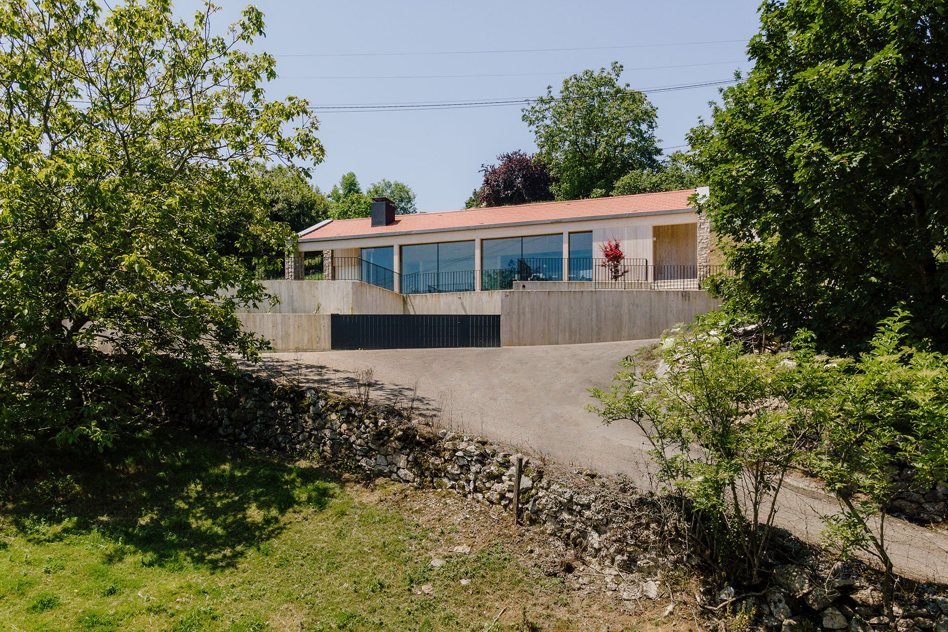 融合传统与当代的西班牙乡村别墅设计-56