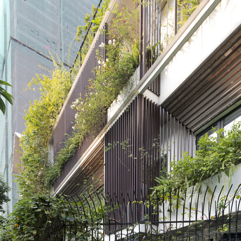 越南“香屋”绿意盎然，钢架遮阳生机勃勃-36