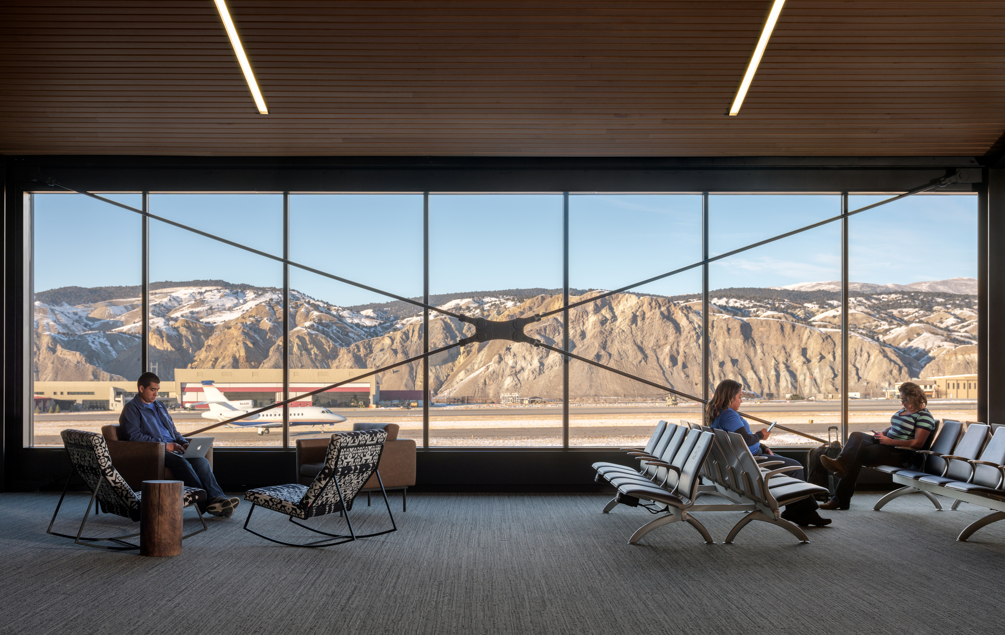 鹰县地区机场候机厅更换-7