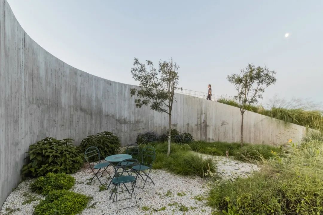 阿连特茹海岸的房子丨葡萄牙丨Aires Mateus-95