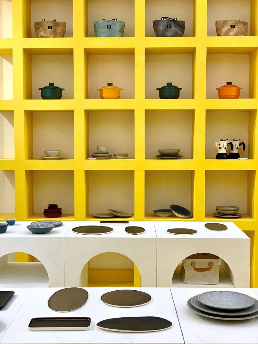 悬浮的“线上”购物空间——躺平×ELLEDECOR 展-34