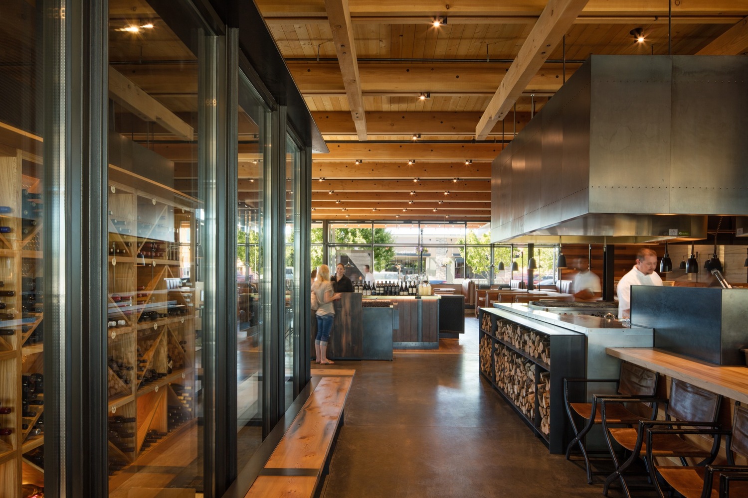 亚基马谷农业遗产的复兴 · Cowiche Canyon Kitchen and Icehouse Bar-80