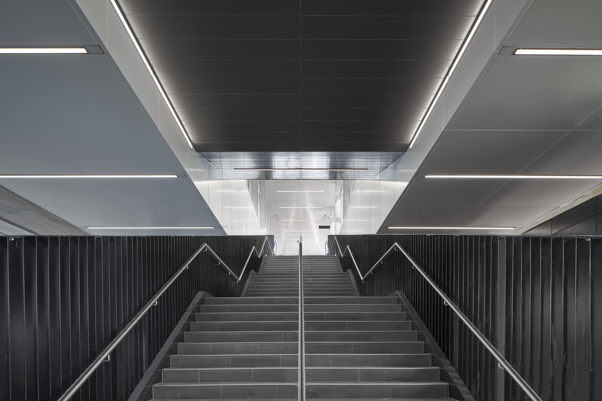 墨尔本 Reservoir 车站-29