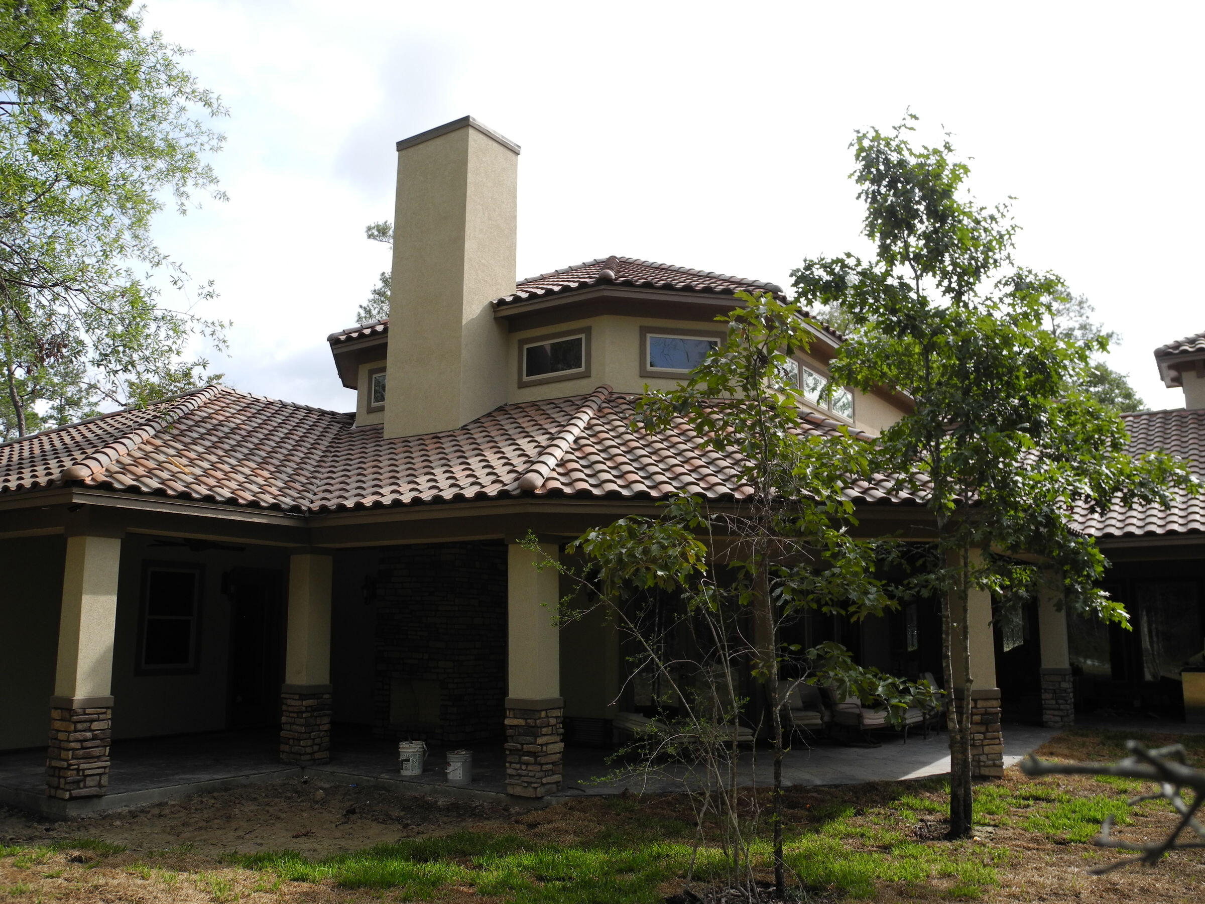 德州 Spring 市一栋完美融合自然的私人住宅设计-14