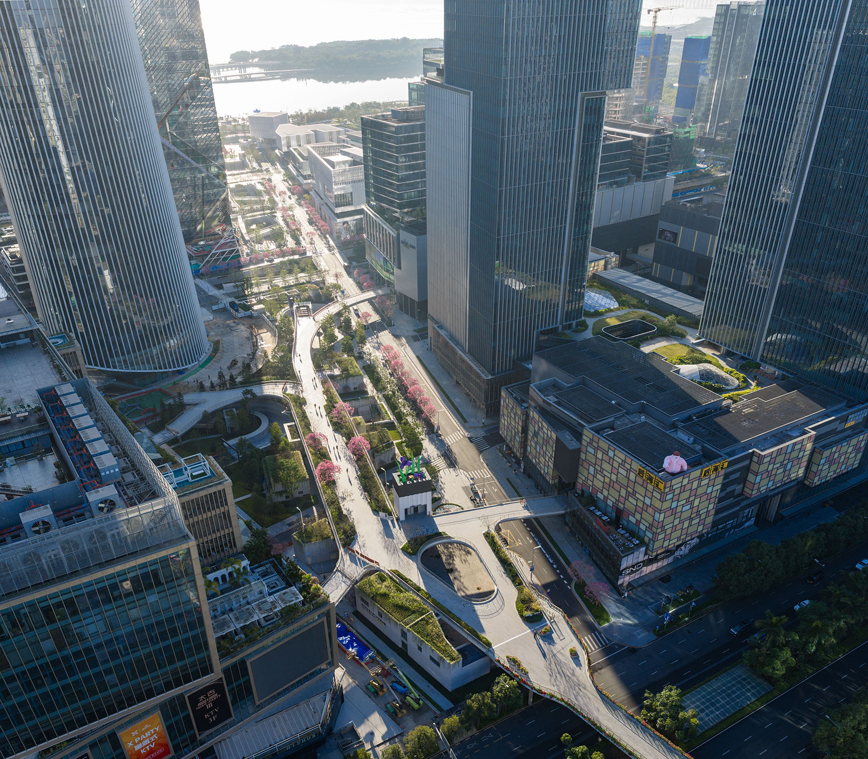 深圳湾万象城二期丨中国深圳丨iPD,grant associates,OVAL等多家-18