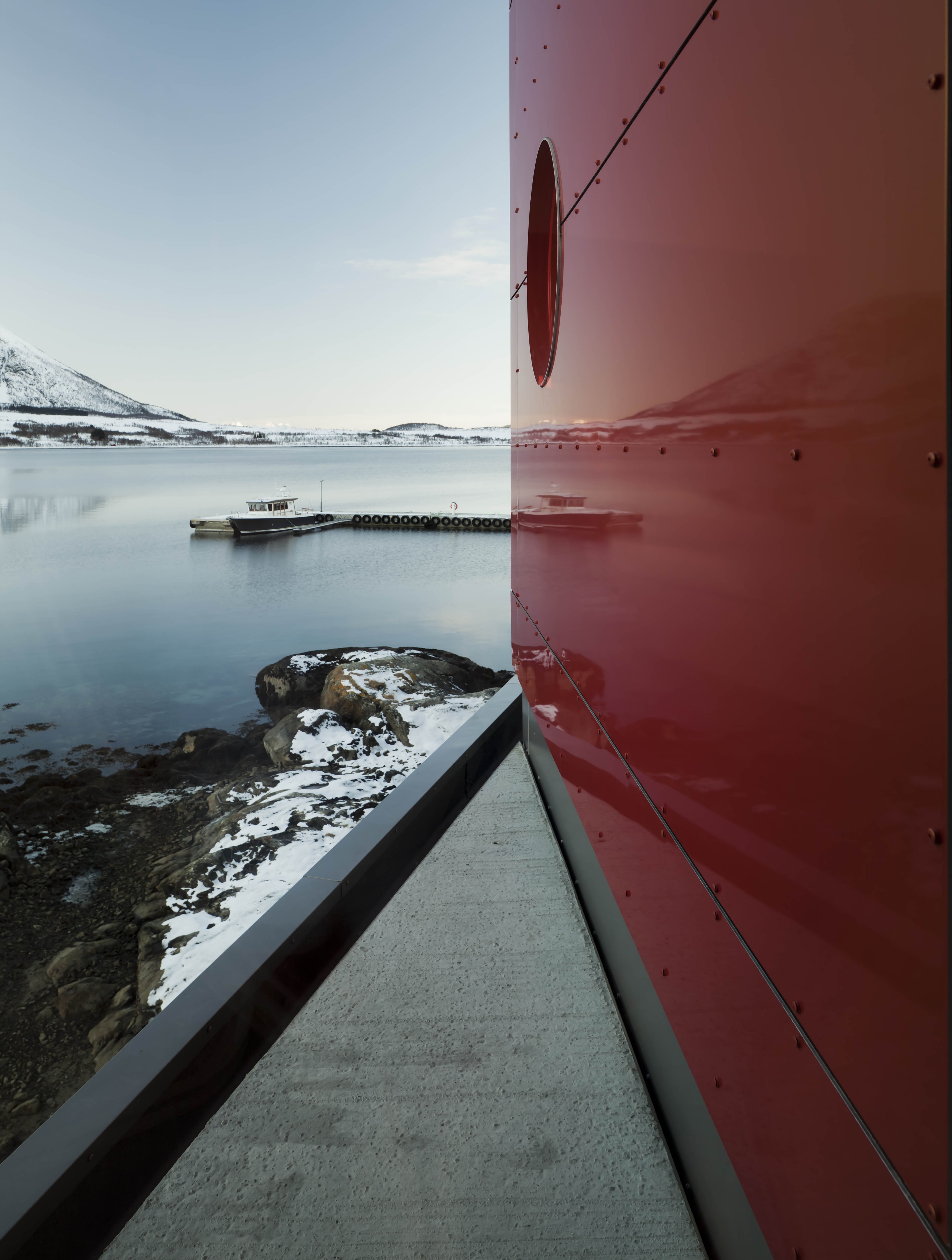 Snøhetta 打造炫彩 Holmen 工业区-8