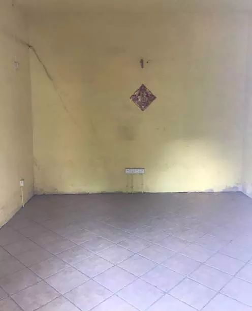 Color Case/90后帅小伙儿仅花3千爆改出租屋后-59