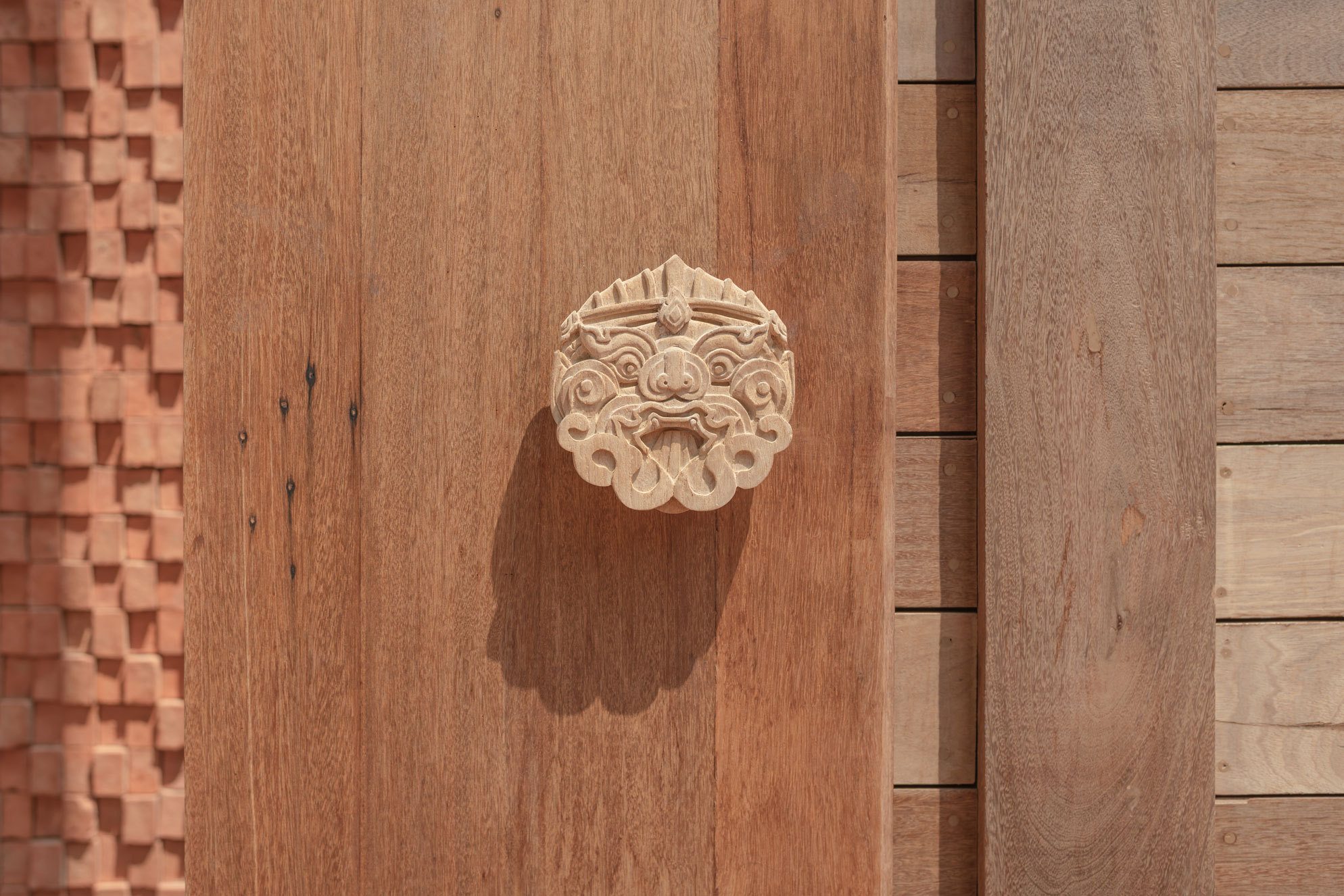 Baan Pomphet Hotel and Restaurant / onion-65