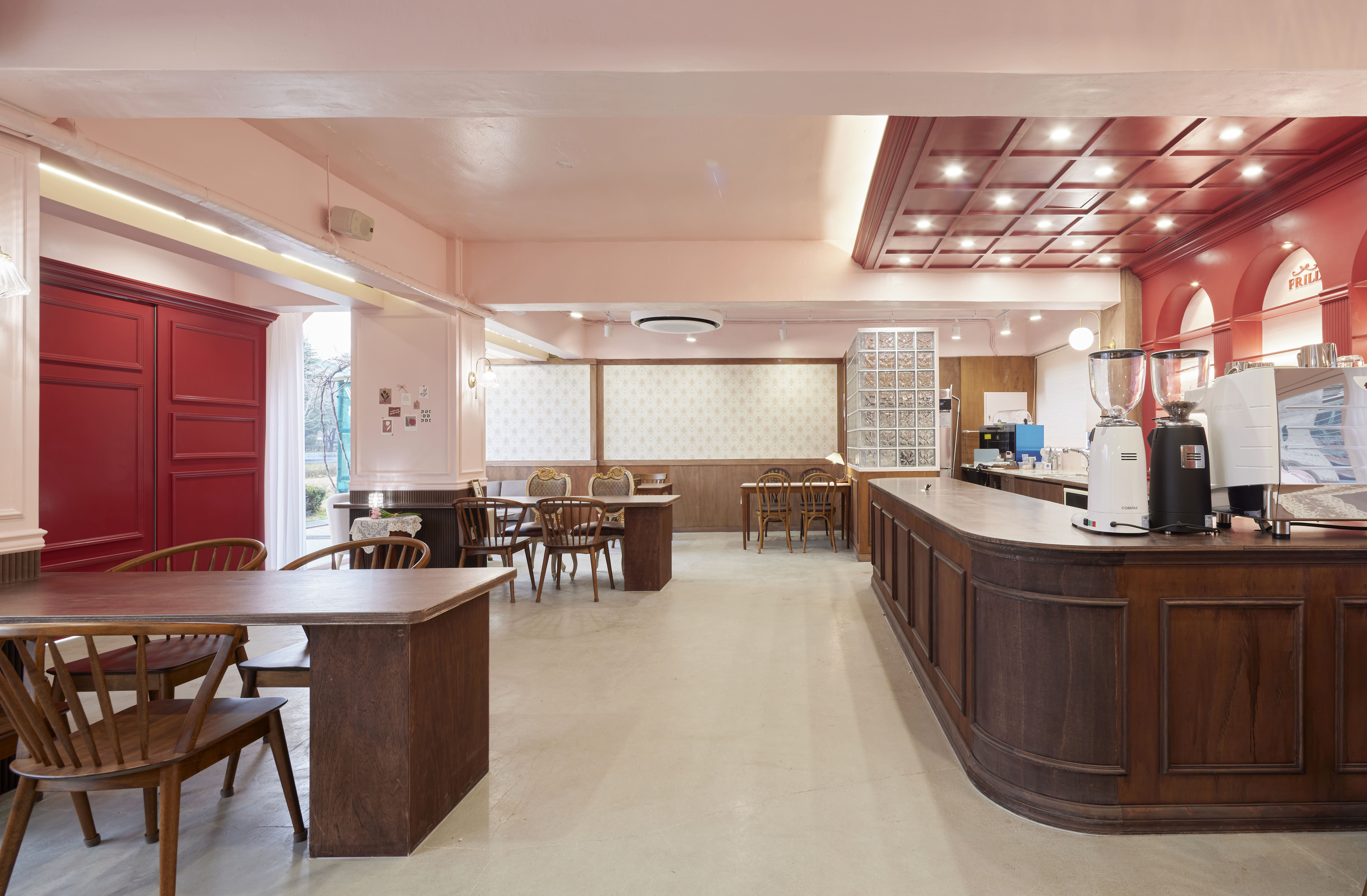 28 度咖啡厅 | 极简氛围的完美演绎-5