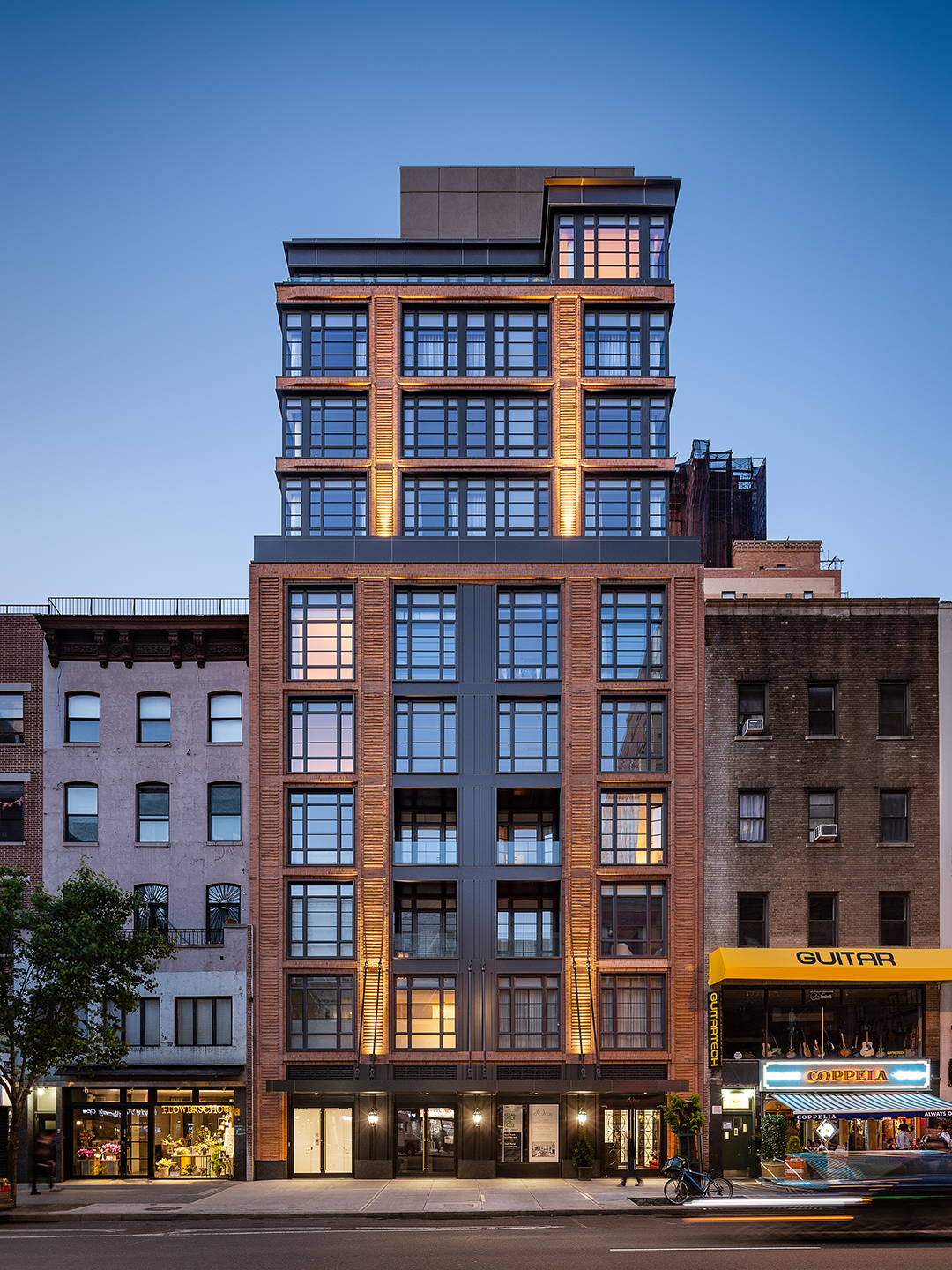 Projects : Hill | West-8