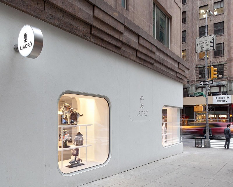 LLADRÓ SHOP MADISON NYC Jaime Hayon-4