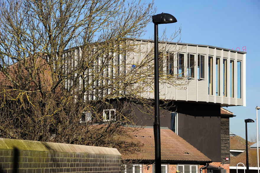 皇室青年中心丨civic London-2