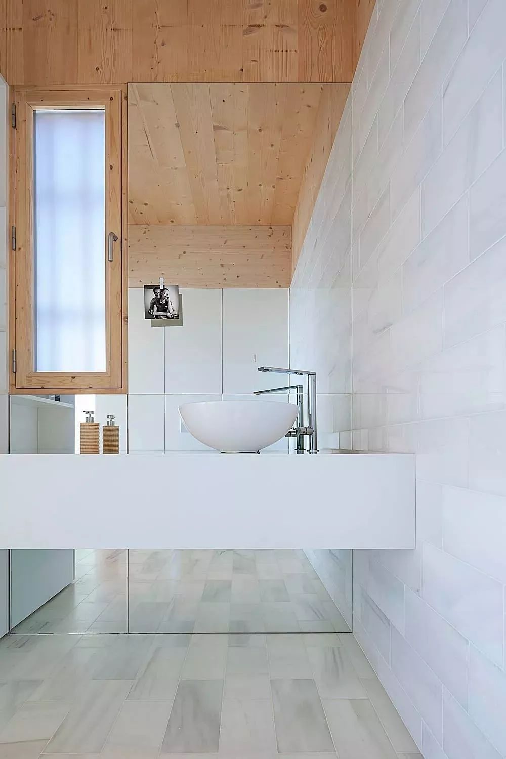 岩石上的住宅--木头做的房子  mariàcastelló-59