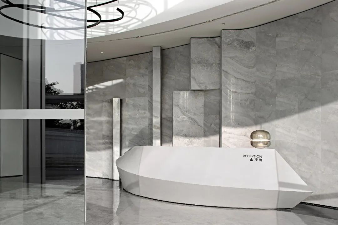 徐州美的天誉 | 樱花美学空间馆，未来流态的曲線律动-14