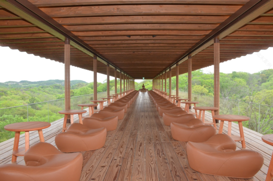 禅意空间 · 坂茂悬浮森林木结构禅修场丨日本兵库-27