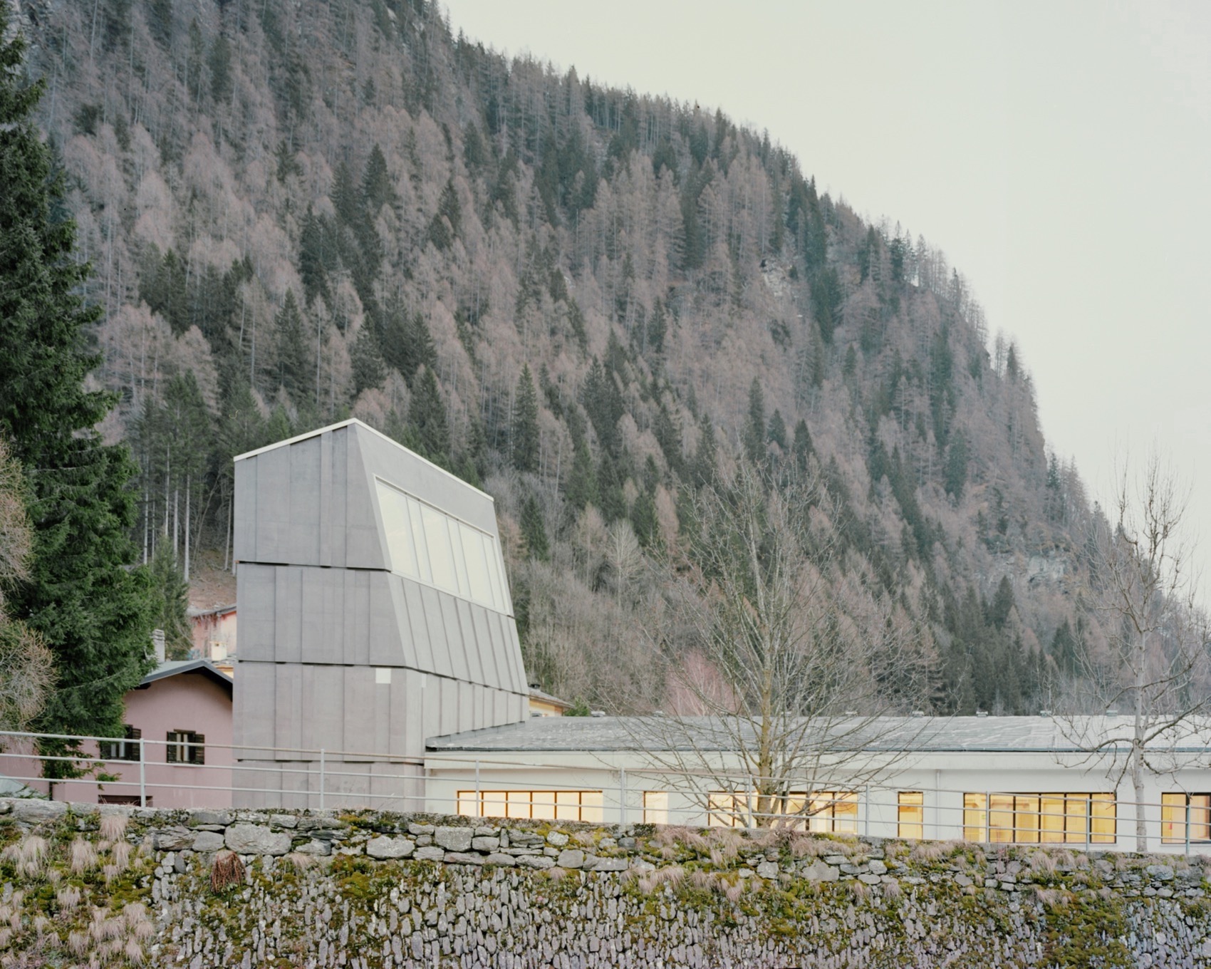 Splugap攀岩馆丨意大利-5