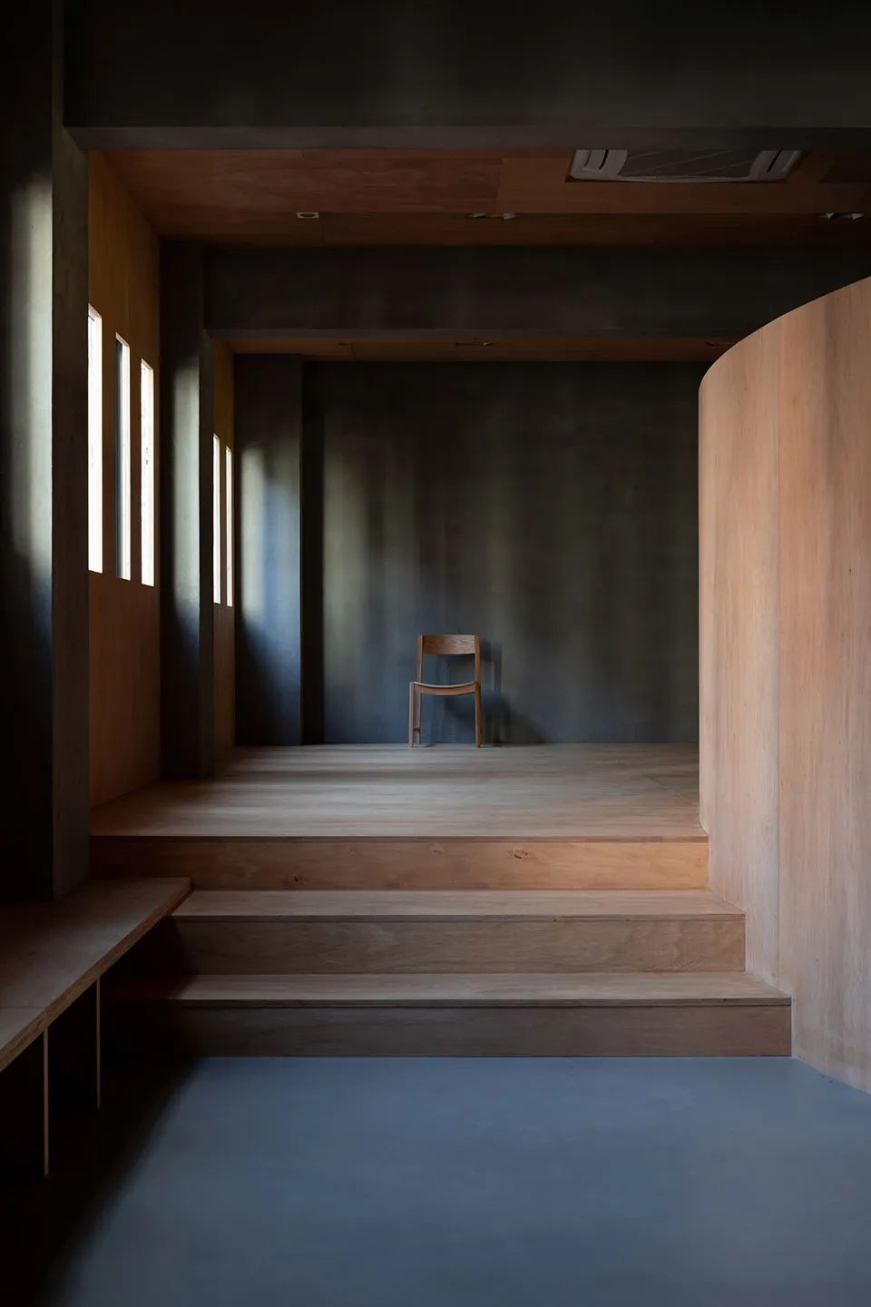 南京美术大厦 · 方庭与曲庭的融合设计丨中国南京丨MOU建筑工社-69