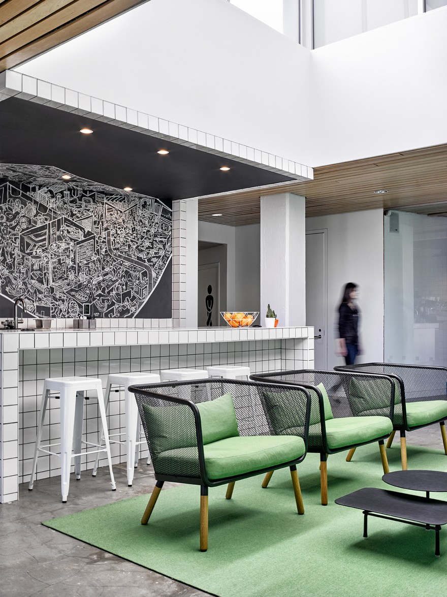 Fresh and Dynamic Workspace for Barrows Advertising in SoHo, New York City-21