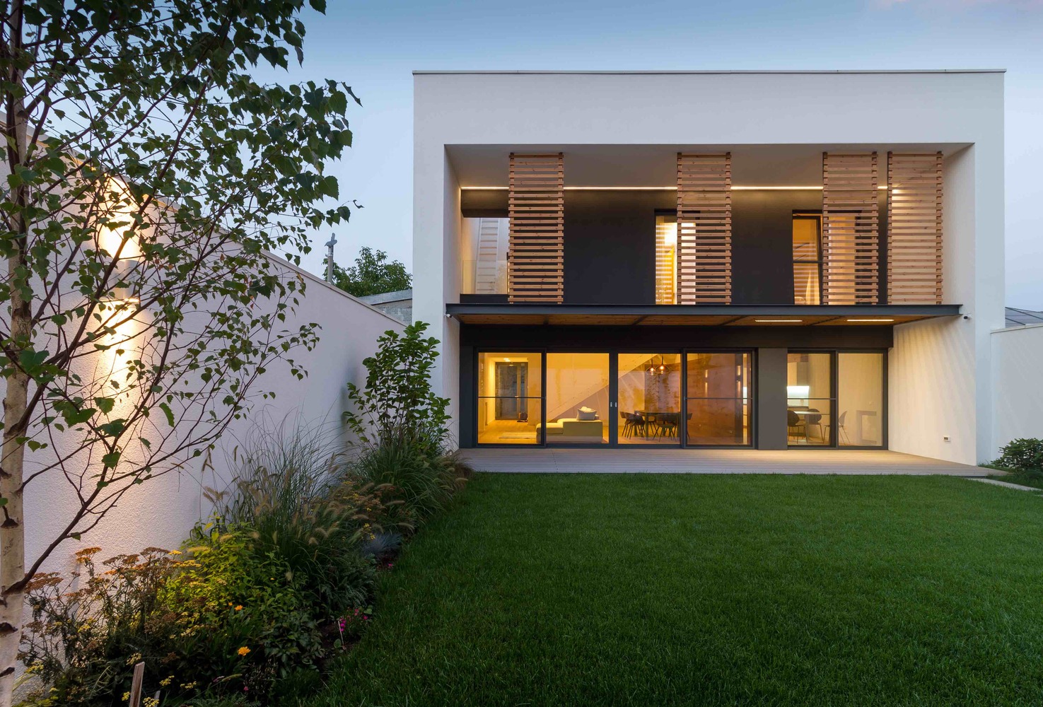 罗马尼亚四口之家，绿色环保与自然共生-36