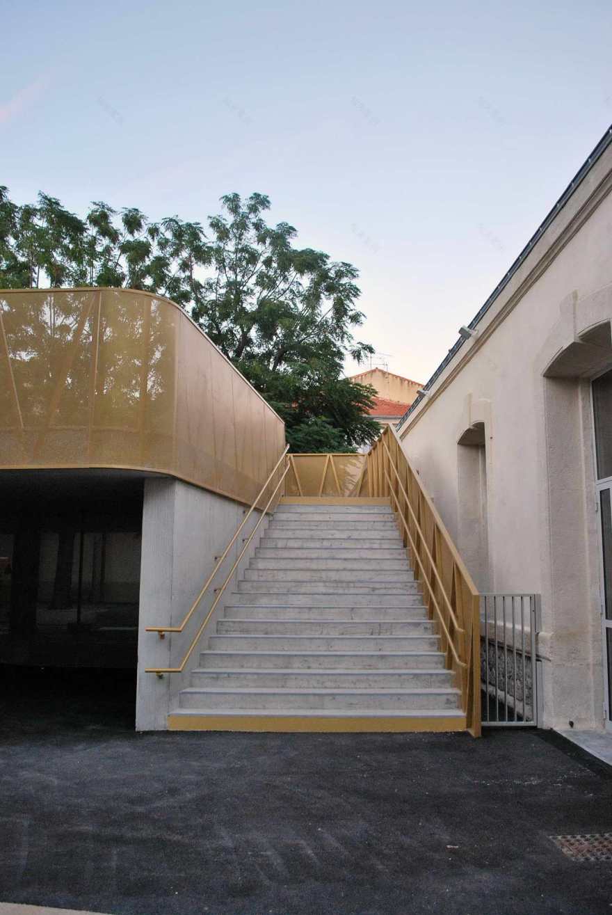 维克托雨果校园改造 - hhlloo-21