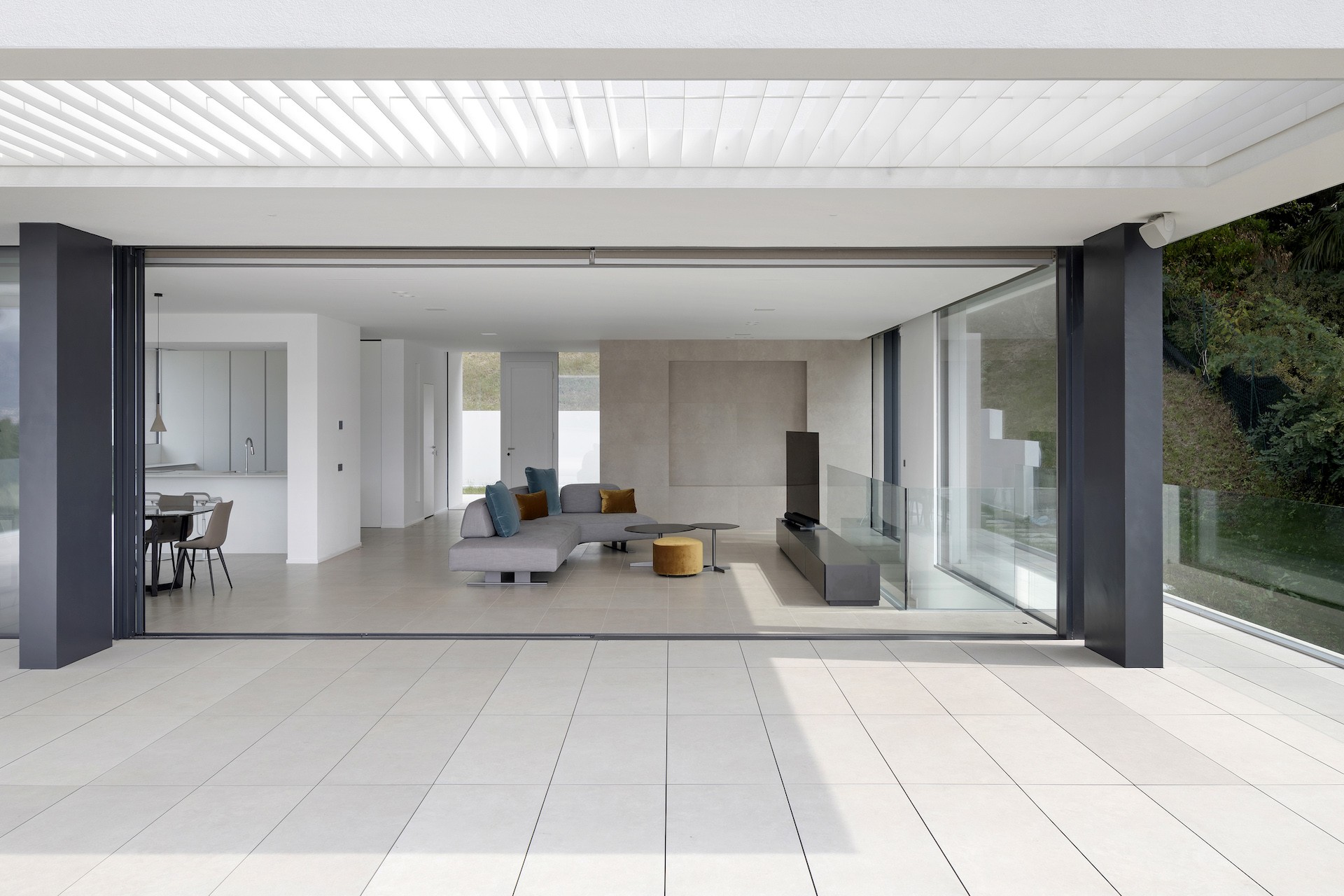 现代简约山坡别墅-22