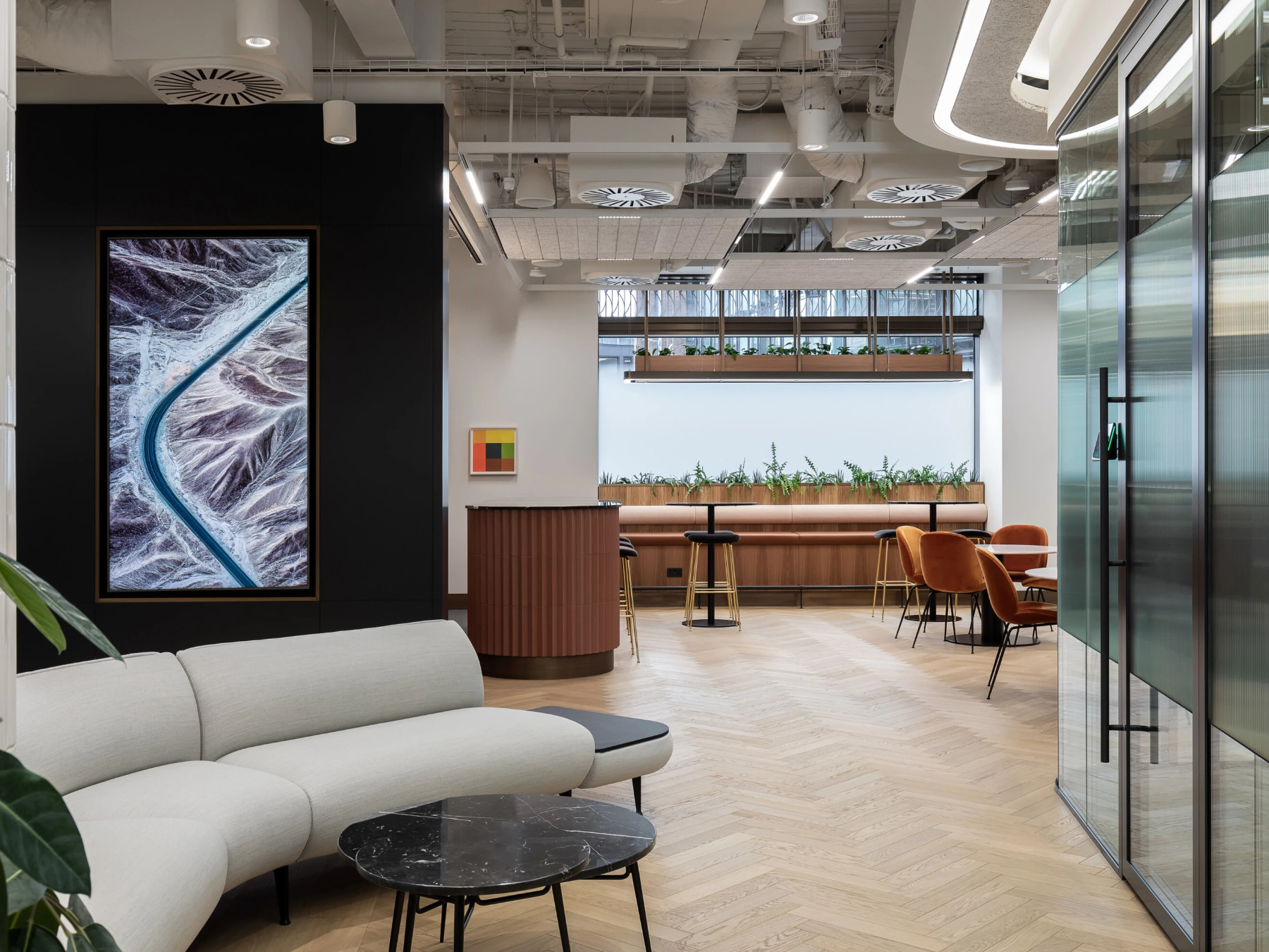 Inside Global Venture Capital’s New London Office - Officelovin'-1