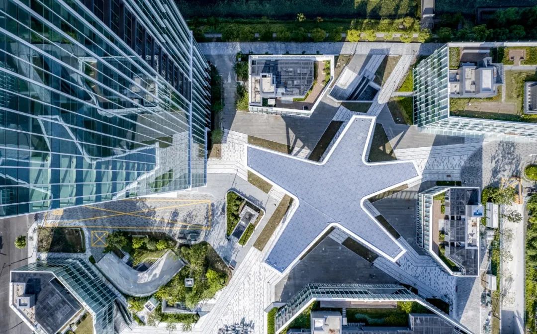 Lumina 2 · 西岸生活枢纽,链接社区的创新设计丨中国上海丨Gensler-2