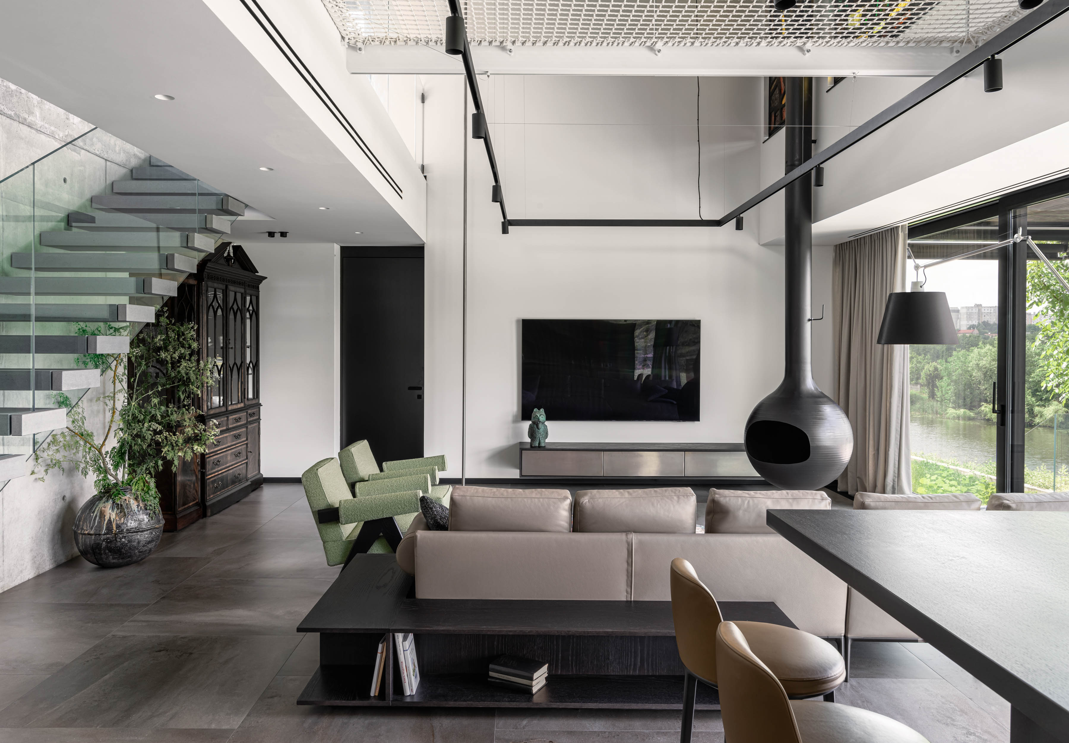 MRIIA 之家

注：由于MRIIA不是常见词汇，不清楚其确切含义，这里按照原文保留其形式进行翻译 丨乌克兰基辅丨MAKHNO Studio和Illia Tovstonog-80