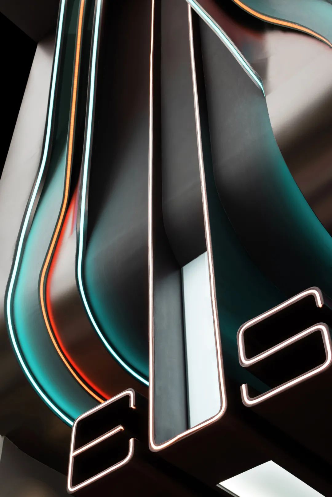 EUS 服装展厅丨中国汕头丨正之佳期建筑设计-7