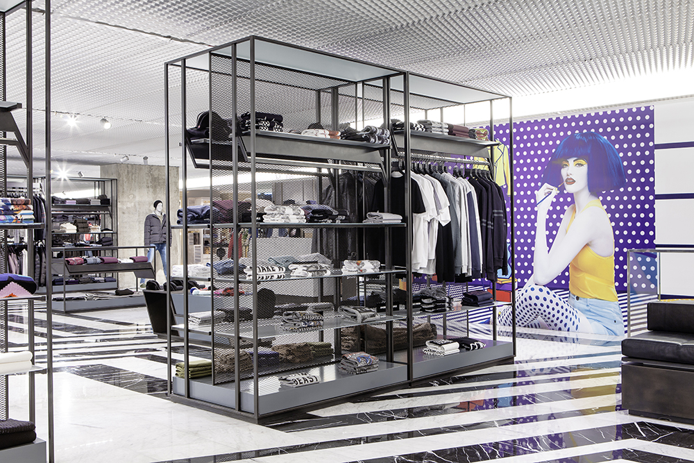 艾斯提基金会和购物中心-13