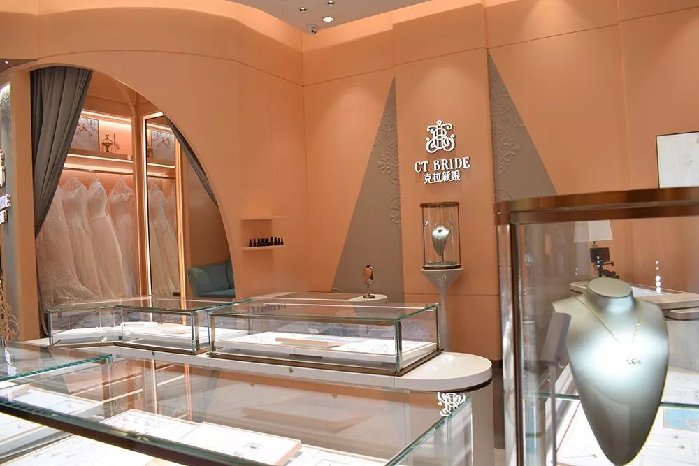 湖南克拉新娘真爱珠宝店,浪漫马车元素诠释爱情真谛-36