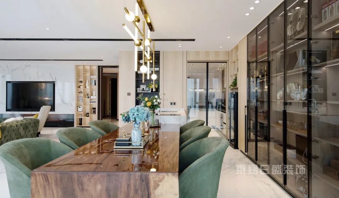 330㎡都市大平层,全景落地窗,在美景中感受春日好时光-34