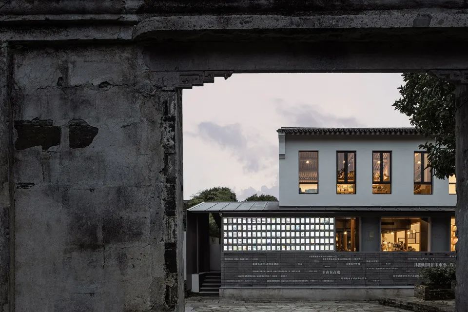 临海古城再望书苑 | 传统元素与现代设计共生的文化客厅-25