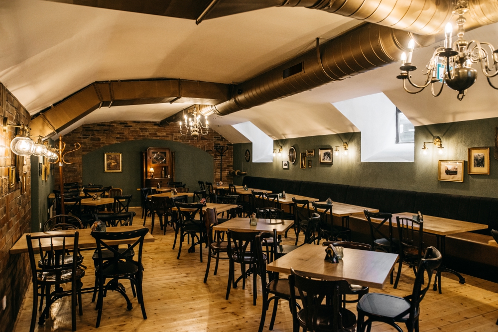 从地中海餐厅改造为经典酒馆-69