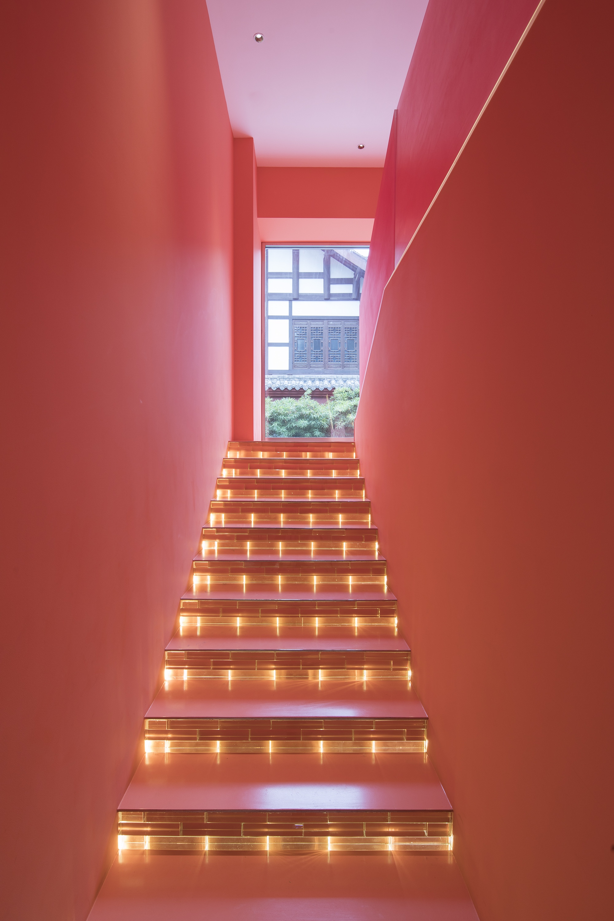 成都武侠风甜品店，双层立面拍照空间-23