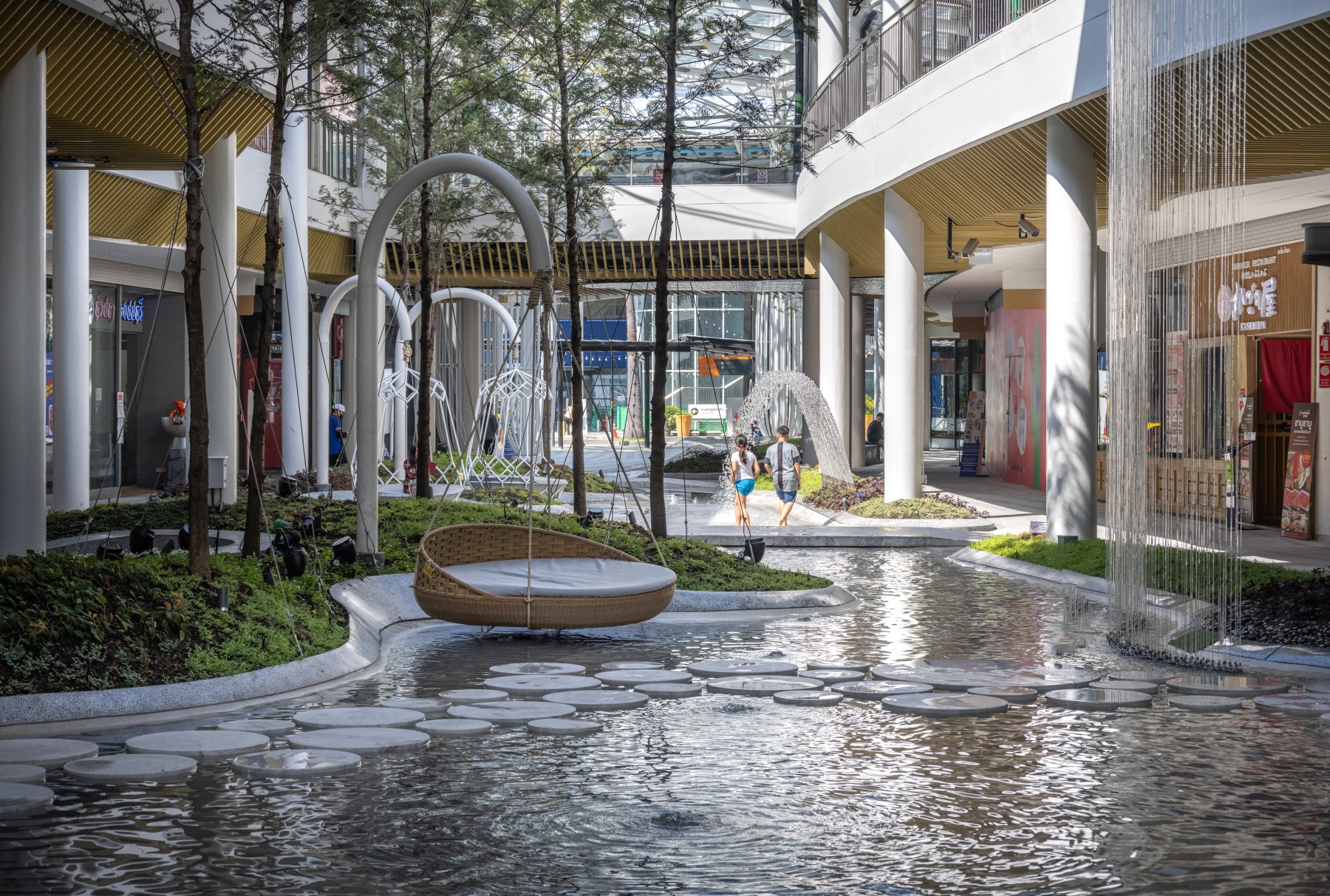 超级美食步行街,溪流谷步行街丨泰国-35