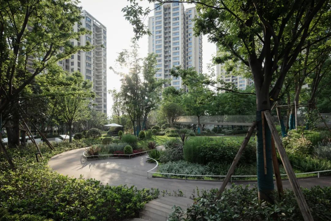 重庆旭辉华宇御璟 • 湖山住宅景观丨中国重庆-24