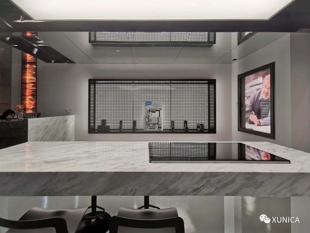 极简黑色魅力,XUNICA DESIGN 打造 HUECK 霍柯铝合金展厅-32