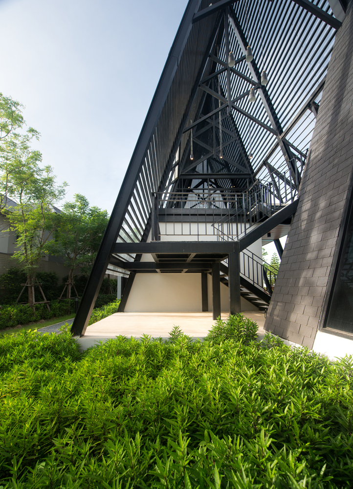 曼谷大道 Clubhouse，三角形的有机建筑美学-38
