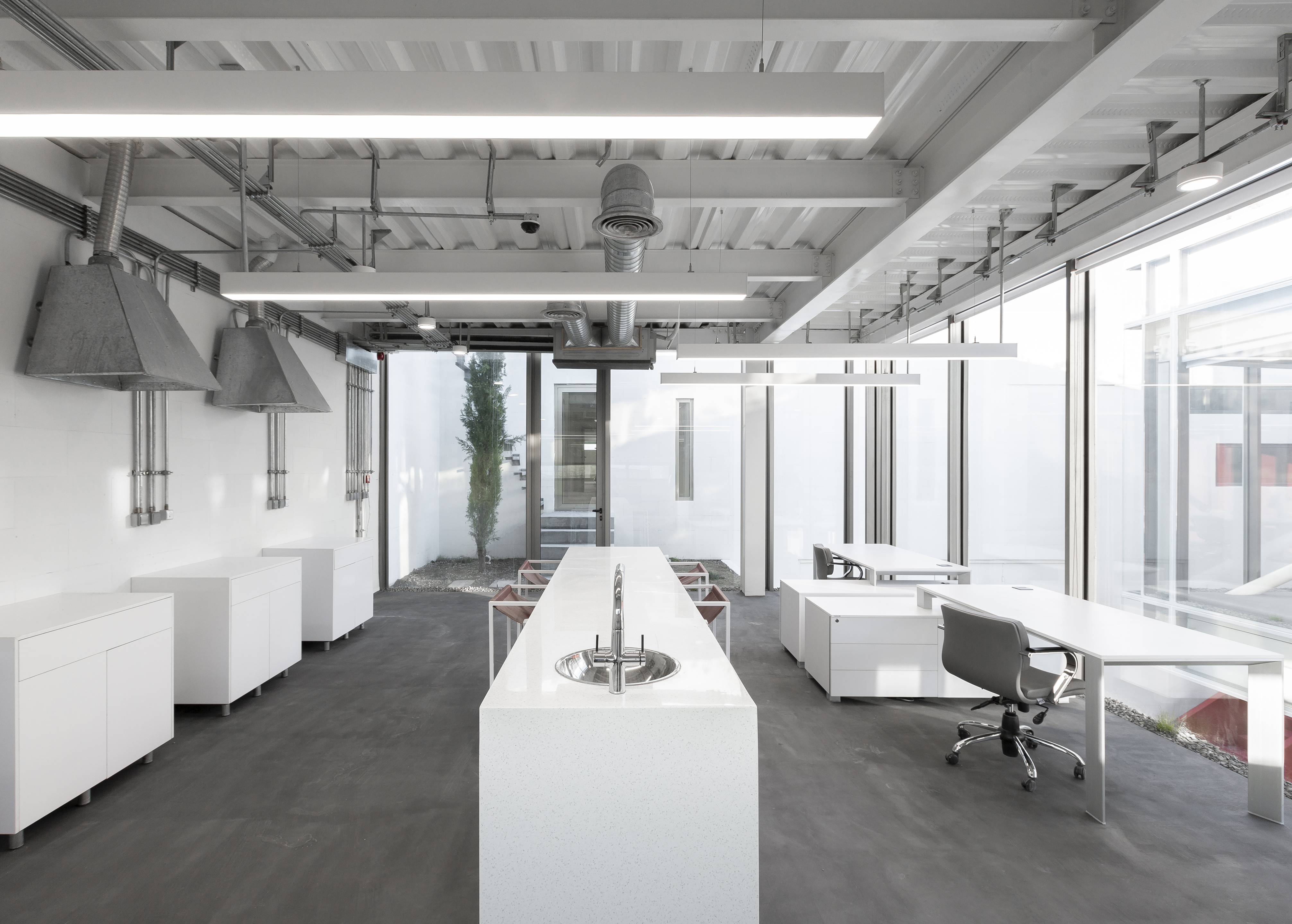 伊朗 Shamim 聚合物工厂丨Davood Boroojeni Office-67