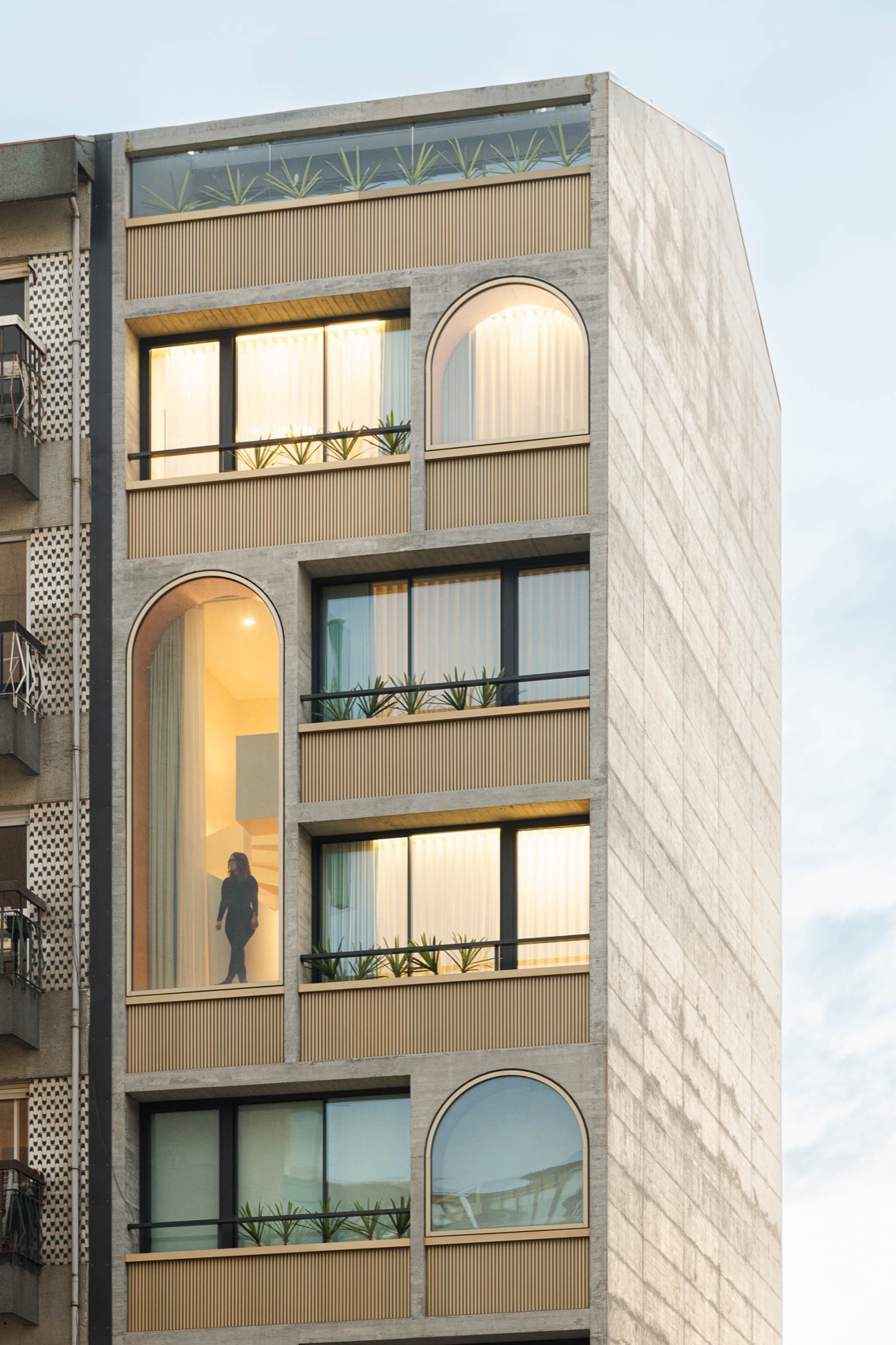 Boavista 339 住宅公寓丨葡萄牙波尔图丨PAULO MERLINI architects-13