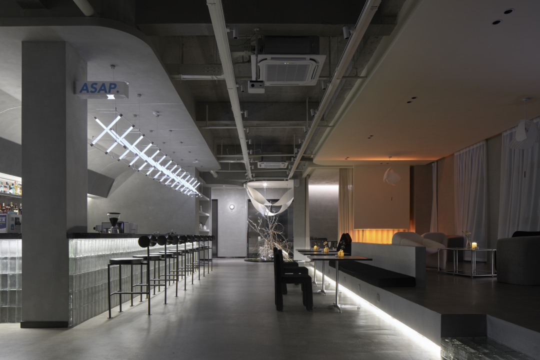 天长市多功能酒吧与服装店的艺术重生丨上海筑寸空间设计-6