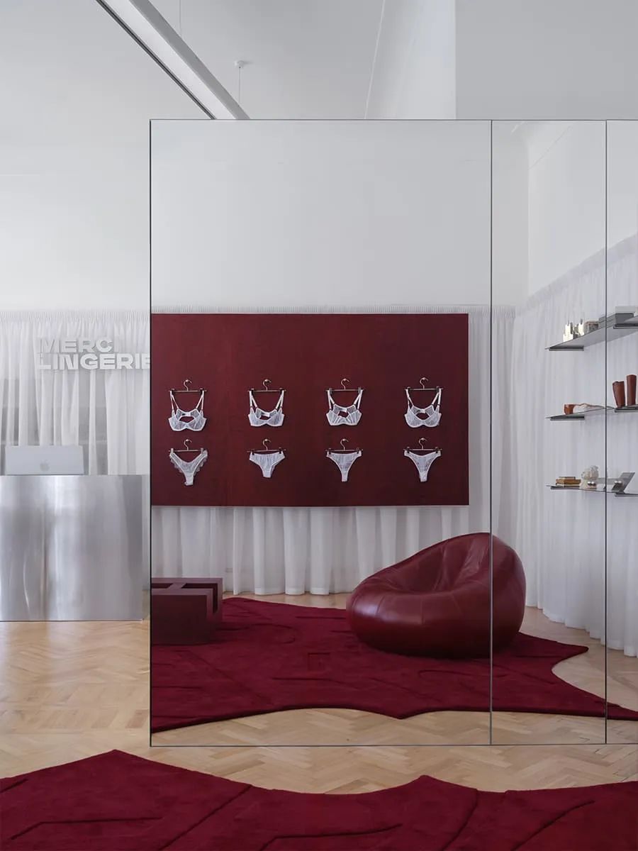 Merci Lingerie 商店室内设计丨Elena Lokastova Project-2