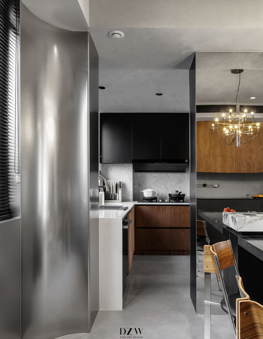 开放自由的极简新居-13