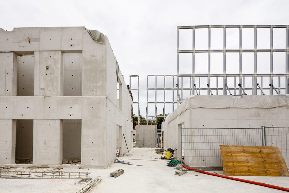 融入乡村环境的 ENSAE 学院,轻盈钢构展现简约抽象之美-62