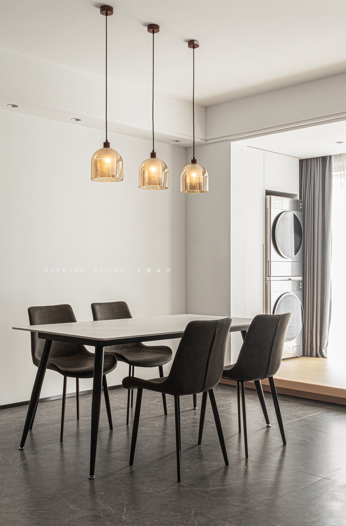 两人三喵的幸福生活丨中国南京丨大漠·室内设计-24