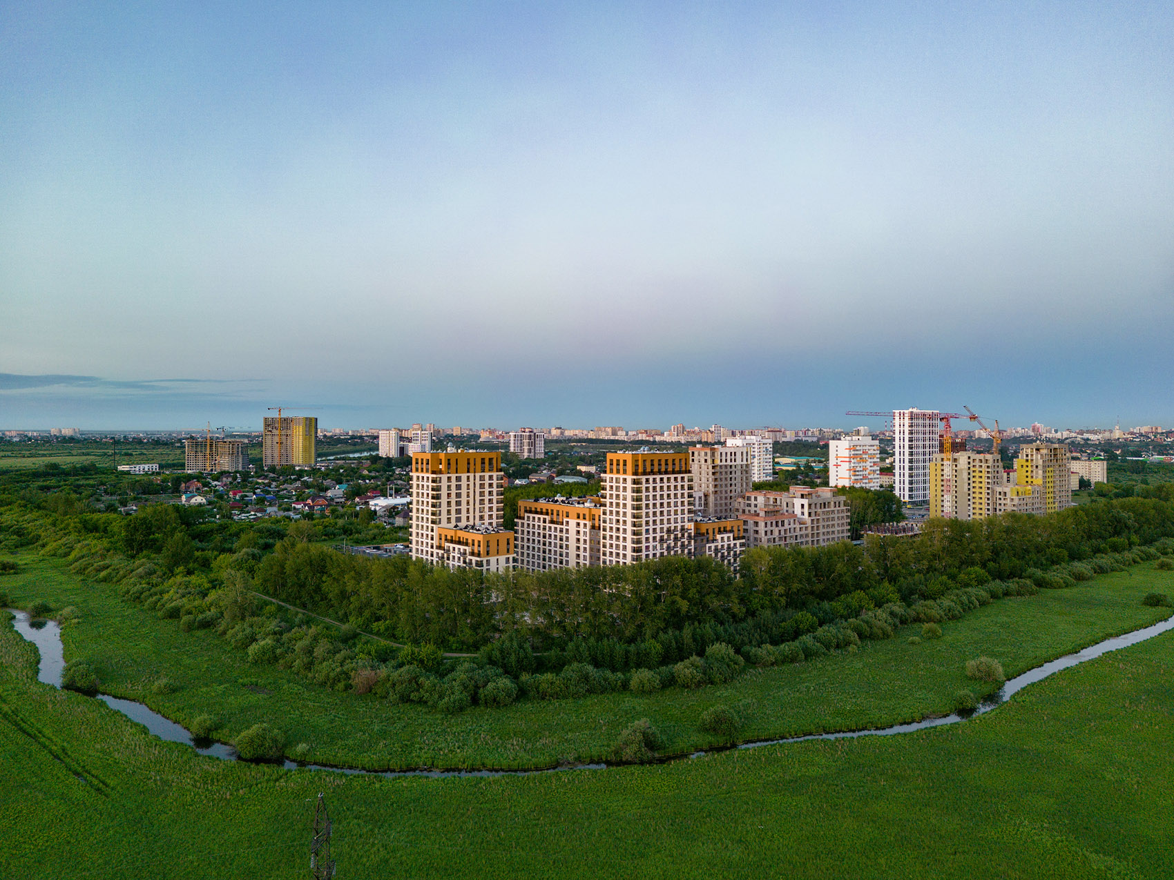 俄罗斯住宅区的雨水花园丨Brusnika-6