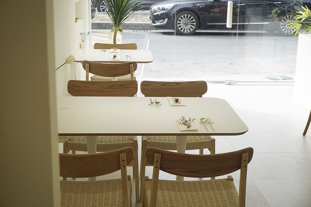 极简风甜品店设计 营造温馨氛围-11