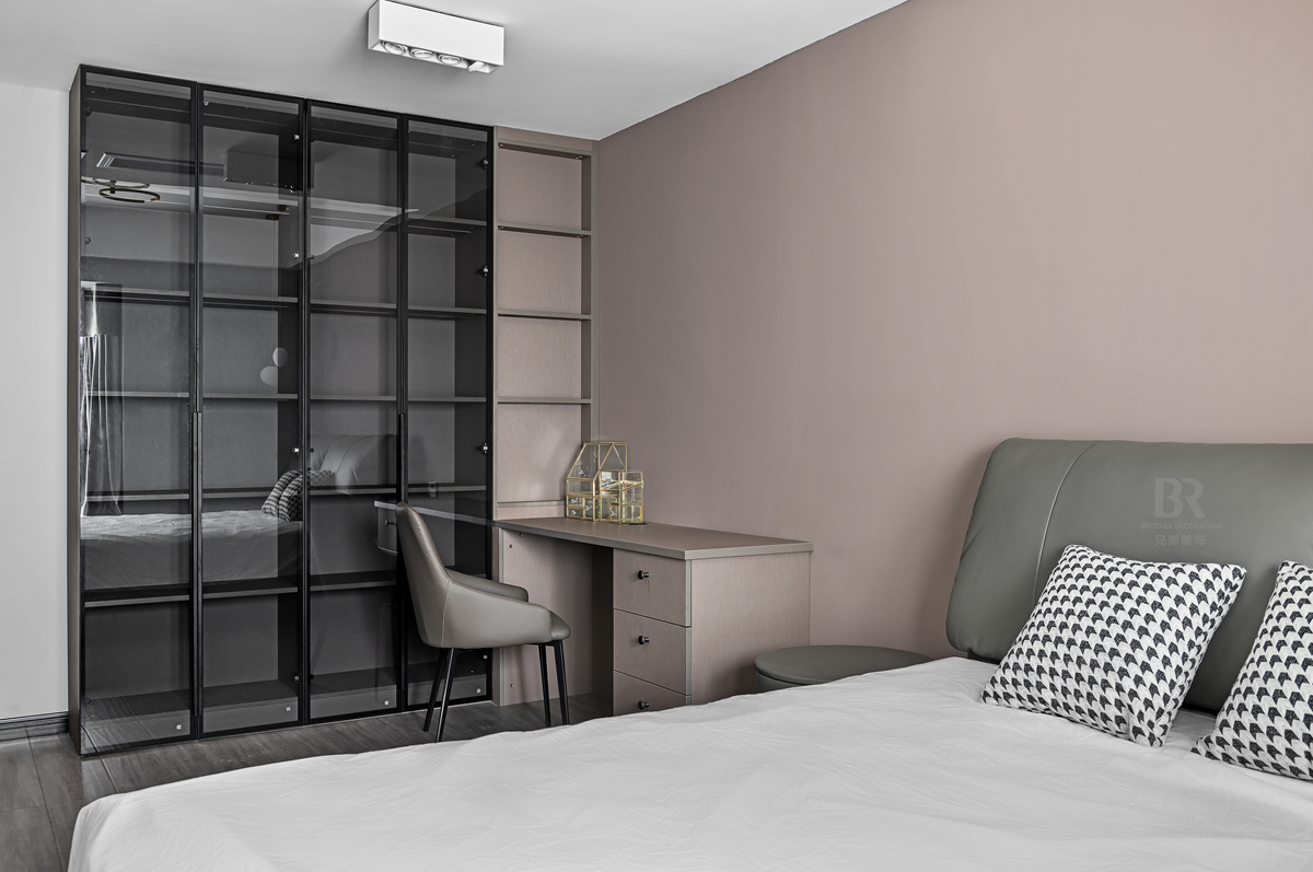 融汇温泉城童话里现代黑白灰风格小户型设计丨兄弟装饰(兄弟装饰水母家精致整装)-16